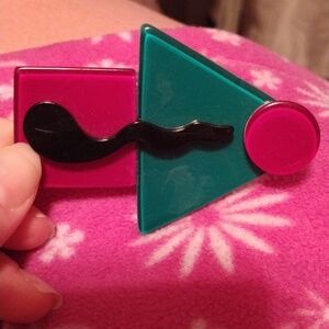 Vintage Acrylic Fashion Brooch Pin